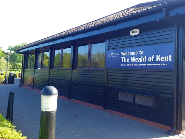 Imagen de los interiores del Hotel Weald of Kent. Foto 19