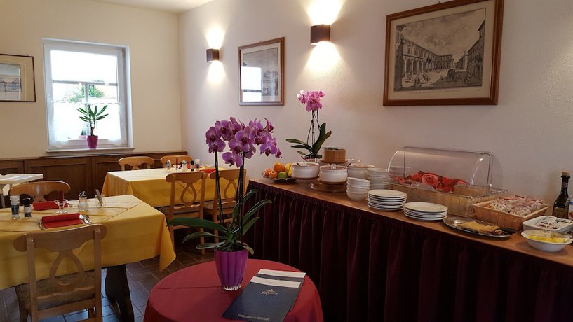 Imagen del bar/restaurante del Hotel Weberhof. Foto 4
