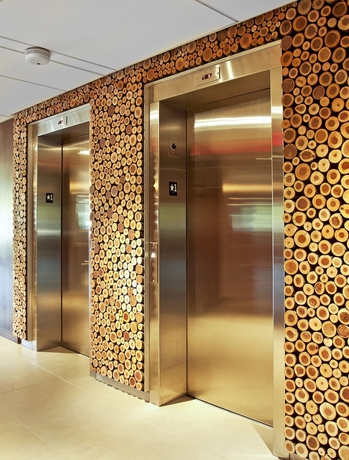 Imagen de los interiores del Hotel Weber's and Restaurant. Foto 19