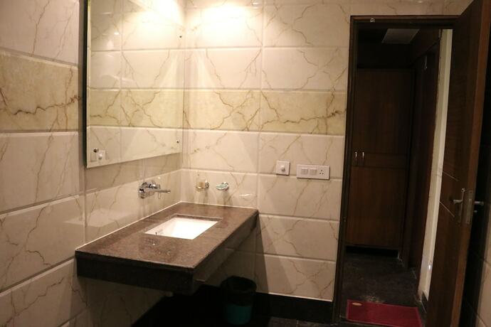 Imagen de la habitación del Hotel Wedcation by Tivoli - Ambala. Foto 19