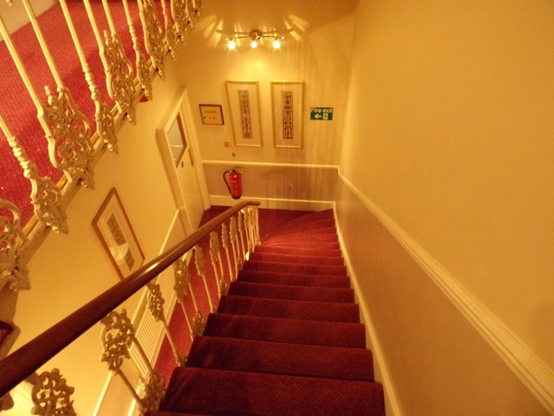 Imagen de los interiores del Hotel Wedgewood. Foto 16