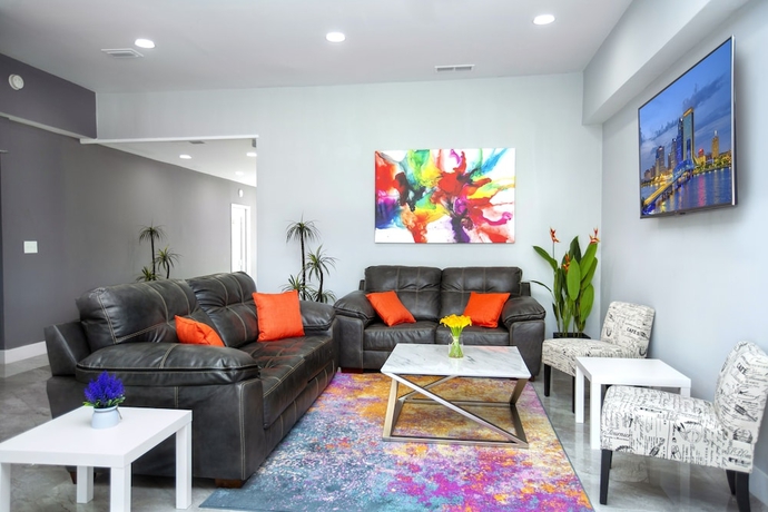 Imagen de los interiores del Hotel Weekly Inn. Foto 14