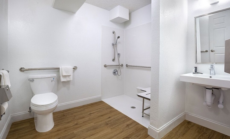 Imagen general del Hotel Weekly Inn. Foto 2