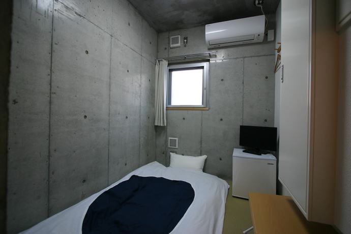 Imagen de la habitación del Hotel Weekly SHO Namba. Foto 6