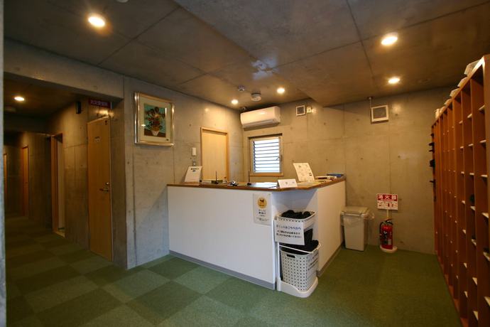 Imagen de los interiores del Hotel Weekly SHO Namba. Foto 16
