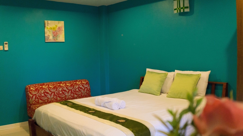 Imagen de la habitación del Hotel Weerawadee Place. Foto 4