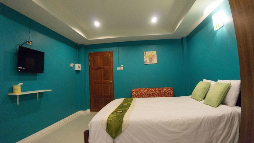 Imagen de la habitación del Hotel Weerawadee Place. Foto 6