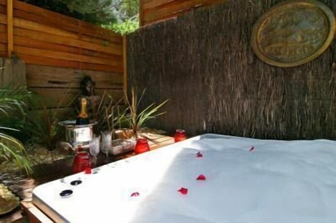 Imagen de la habitación del Hotel Weeroona. Foto 31