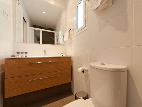 Imagen de la habitación del Hotel Weflating Eixample. Foto 3