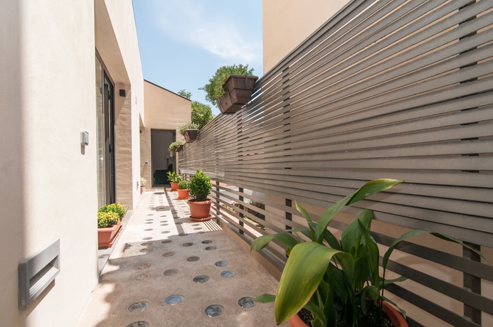 Imagen de los interiores del Hotel Weflating Park Guell. Foto 14