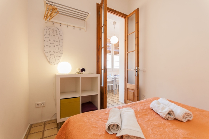 Imagen de los interiores del Hotel Weflating Sant Antoni. Foto 13