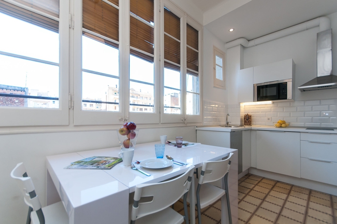 Imagen de la habitación del Hotel Weflating Sant Antoni. Foto 2