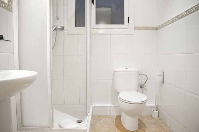 Imagen de la habitación del Hotel Weflating Sant Antoni. Foto 5