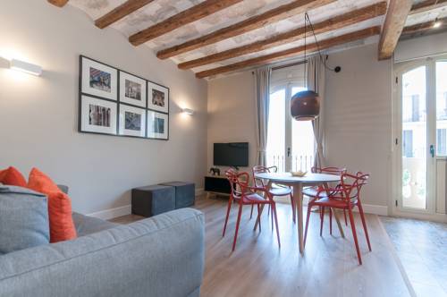 Imagen de la habitación del Hotel Weflating Suites Sant Antoni Market. Foto 4