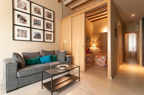 Imagen de la habitación del Hotel Weflating Suites Sant Antoni Market. Foto 9