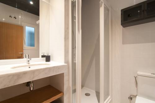 Imagen de la habitación del Hotel Weflating Suites Sant Antoni Market. Foto 10