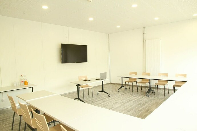 Imagen de los interiores del Hotel Wego, Vuadens. Foto 19