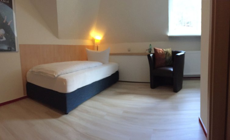 Imagen de la habitación del Hotel Weidenhof, Plettenberg. Foto 6