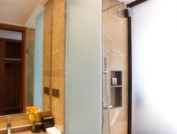 Imagen de la habitación del Hotel Weihai Guishe Fourseasons. Foto 2