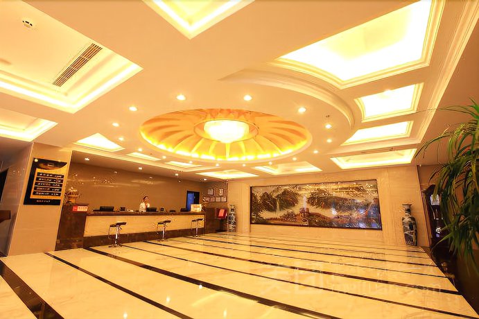 Imagen de los interiores del Hotel Weihai Mediterranean. Foto 20