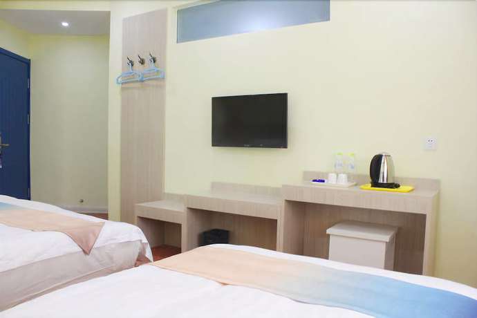 Imagen de la habitación del Hotel Weihai Mediterranean. Foto 12