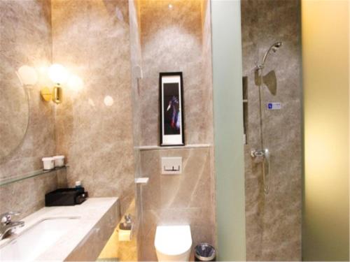 Imagen general del Hotel Weihai Qingtiwan Holiday. Foto 2