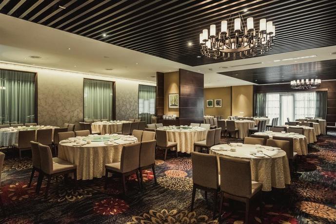 Imagen de los interiores del Hotel Weil. Foto 15