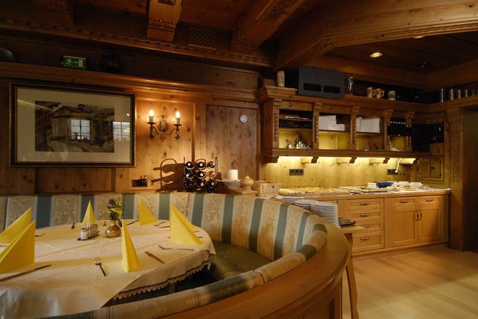 Imagen del bar/restaurante del Hotel Weiler, Obertilliach. Foto 5