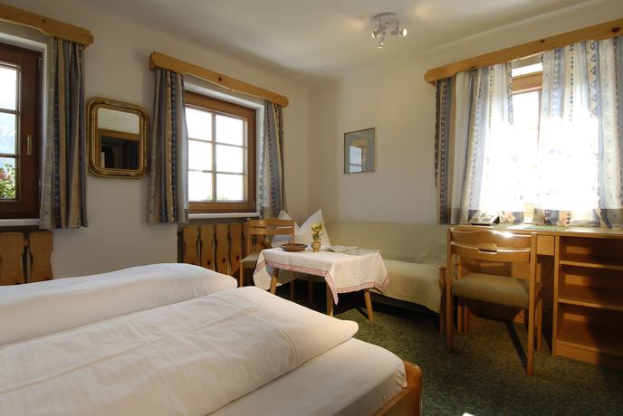 Imagen de la habitación del Hotel Weiler, Obertilliach. Foto 11