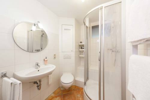 Imagen de la habitación del Hotel Wein- Und Landhaus S. A. Pr&uuml;m. Foto 9