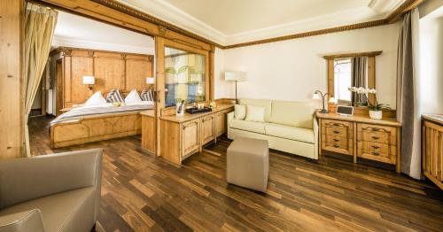 Imagen de la habitación del Hotel Weinegg Wellviva Resort. Foto 8