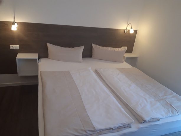 Imagen de la habitación del Hotel Weinert. Foto 6