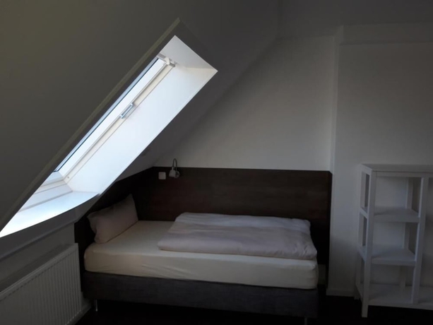 Imagen de la habitación del Hotel Weinert. Foto 10