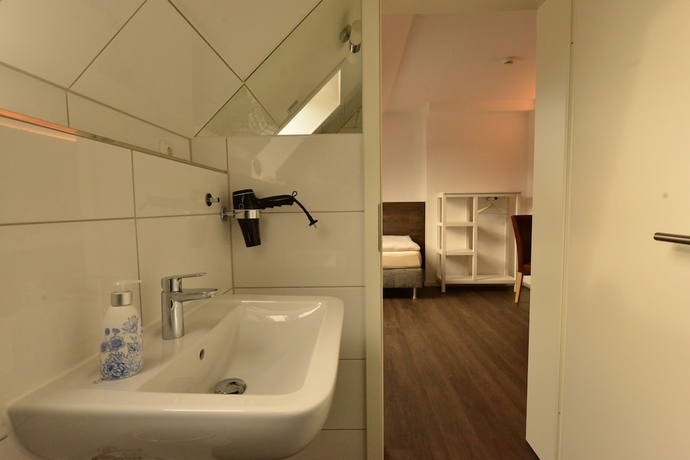 Imagen de la habitación del Hotel Weinert. Foto 16