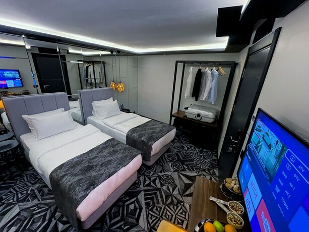 Imagen de la habitación del Hotel Weingart Istanbul. Foto 17