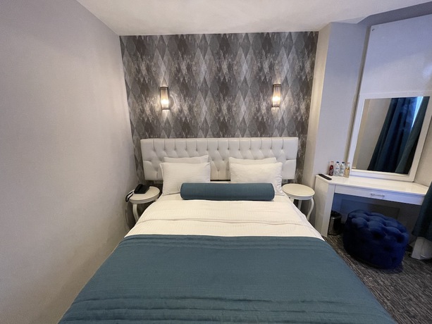 Imagen de la habitación del Hotel Weingart Port Hotel. Foto 3