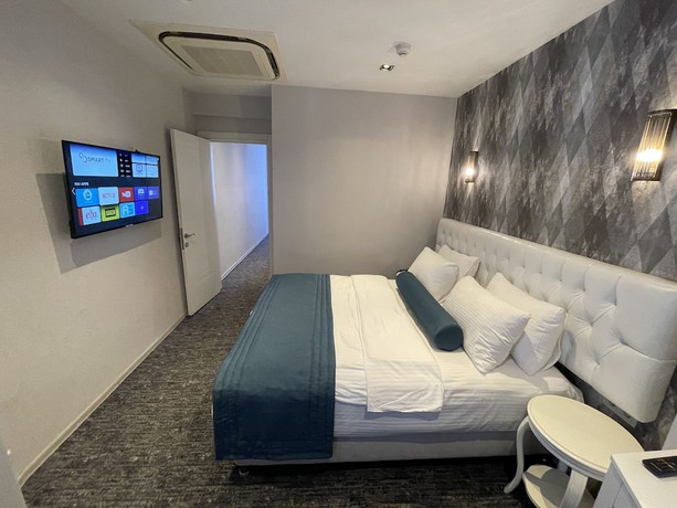 Imagen de la habitación del Hotel Weingart Port Hotel. Foto 17