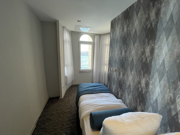 Imagen de la habitación del Hotel Weingart Seaside. Foto 6