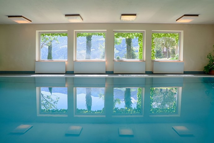 Imagen de la piscina del Hotel Weingarten, Naturno. Foto 19