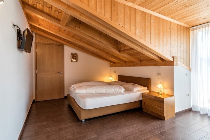 Imagen de la habitación del Hotel Weingarten, St. Nikolaus - San Nicol&ograve;. Foto 6