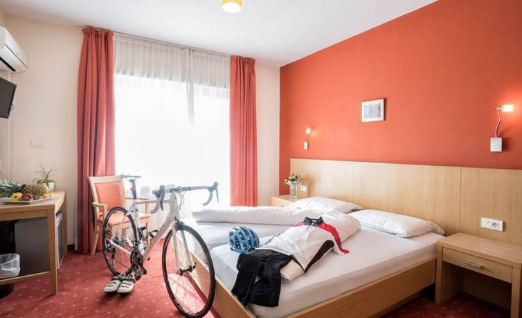 Imagen de la habitación del Hotel Weingarten, St. Nikolaus - San Nicol&ograve;. Foto 15