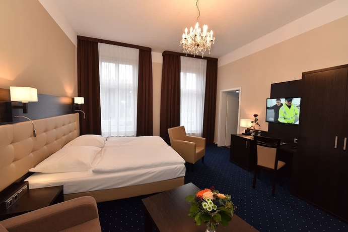 Imagen de la habitación del Hotel Weinhaus W&ouml;hler. Foto 7