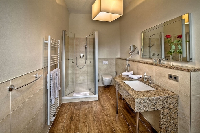 Imagen de la habitación del Hotel Weinhaus W&ouml;hler. Foto 11