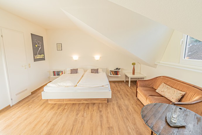 Imagen de la habitación del Hotel Weinhotel Ayler Kupp. Foto 12