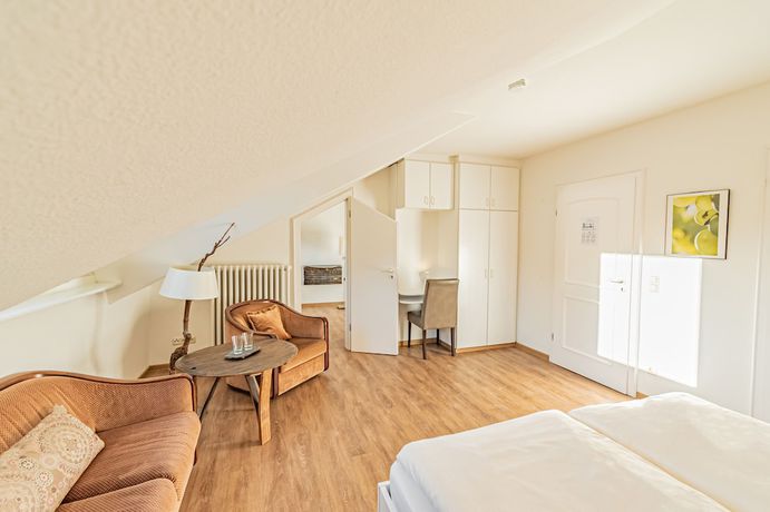 Imagen de la habitación del Hotel Weinhotel Ayler Kupp. Foto 17