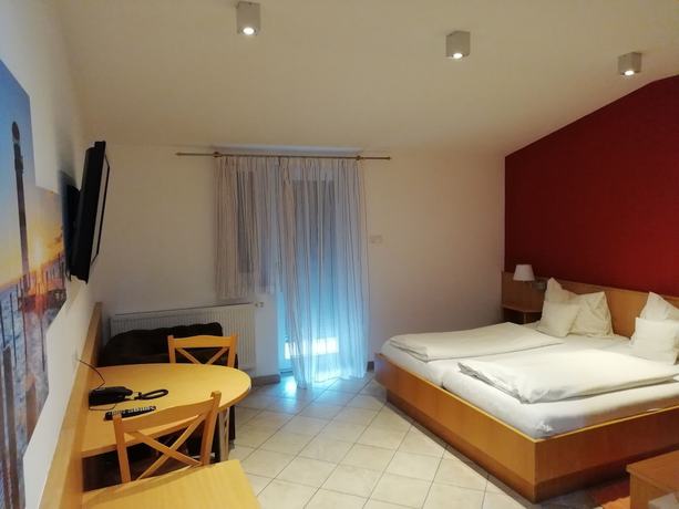 Imagen de la habitación del Hotel Weinhotel Kirchenwirt. Foto 20