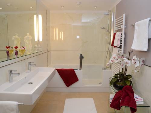 Imagen de la habitación del Hotel Weinrefugium Brolli. Foto 11