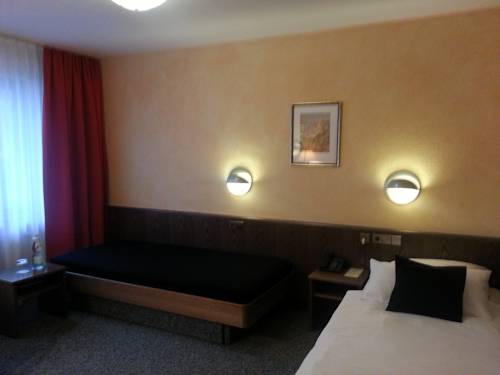 Imagen de la habitación del Hotel Weinstadt-hotel. Foto 3