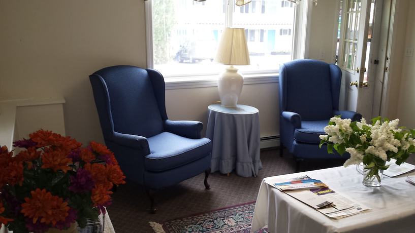 Imagen de los interiores del Hotel Weirs Beach Motel and Cottages. Foto 20