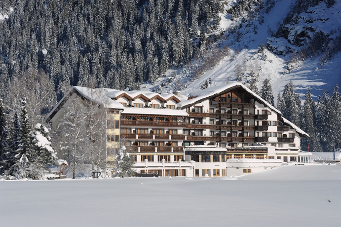 Imagen de los exteriores del Hotel Weisseespitze. Foto 13